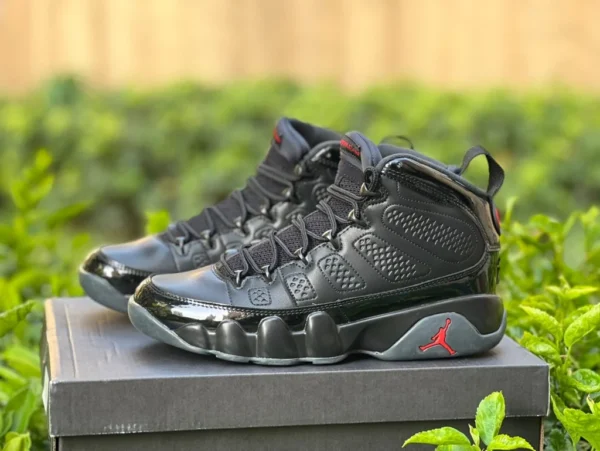 aj9黑魂高帮 Air Jordan 9 “Bred”302370-014