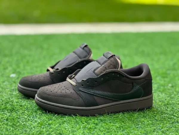 aj1倒钩低帮黑棕2.0  Travis Scott x Air Jordan 1 Low OG "Velvet Brown" DM7866-2