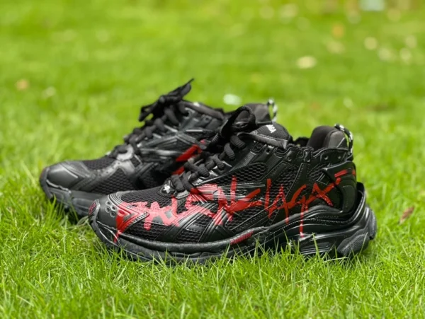 巴黎世家 7.5黑红印字 y纯原版‼️ Balenciaga巴黎世家 Runner Graffiti 网布 系带 低帮 运动休闲鞋 男款 黑红色