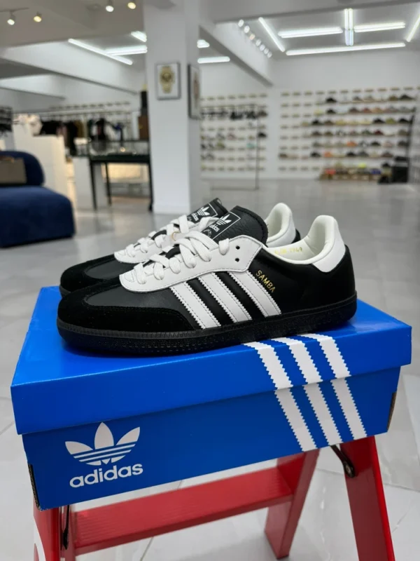 Adidas Originals Samba 桑巴德训鞋T字鞋 JP5282