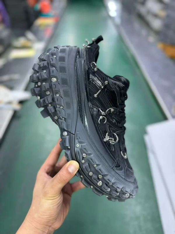 BALENCIAGA巴黎世家轮胎鞋  The Hacker Project系列