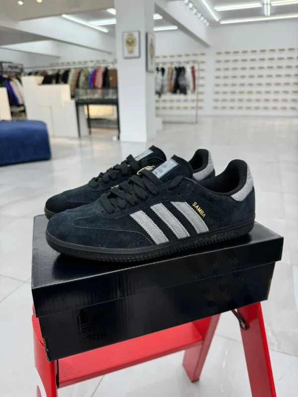 阿迪德训黑灰 Adidas Originals Samba 桑巴德训鞋T字鞋 IH3348