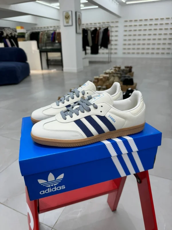 阿迪德训 白蓝 Adidas Originals Samba 桑巴德训鞋T字鞋 JI3907